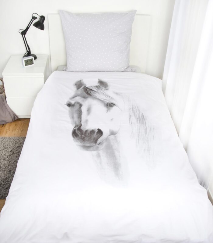 Produktbild Bettwäsche Pferd Weiß ganze Bettwäsche auf Bett